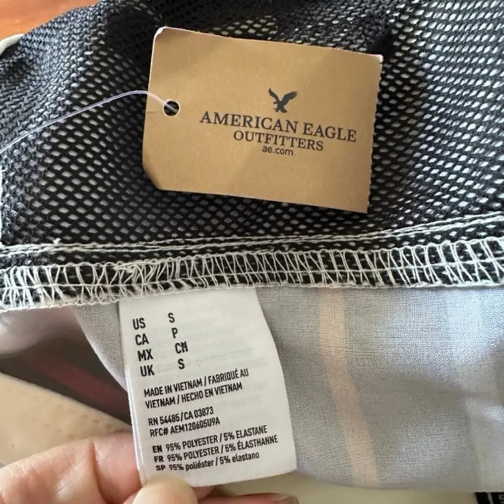 American Eagle Outfitters NWT Men's Swim Trunks Size S Aztec Print